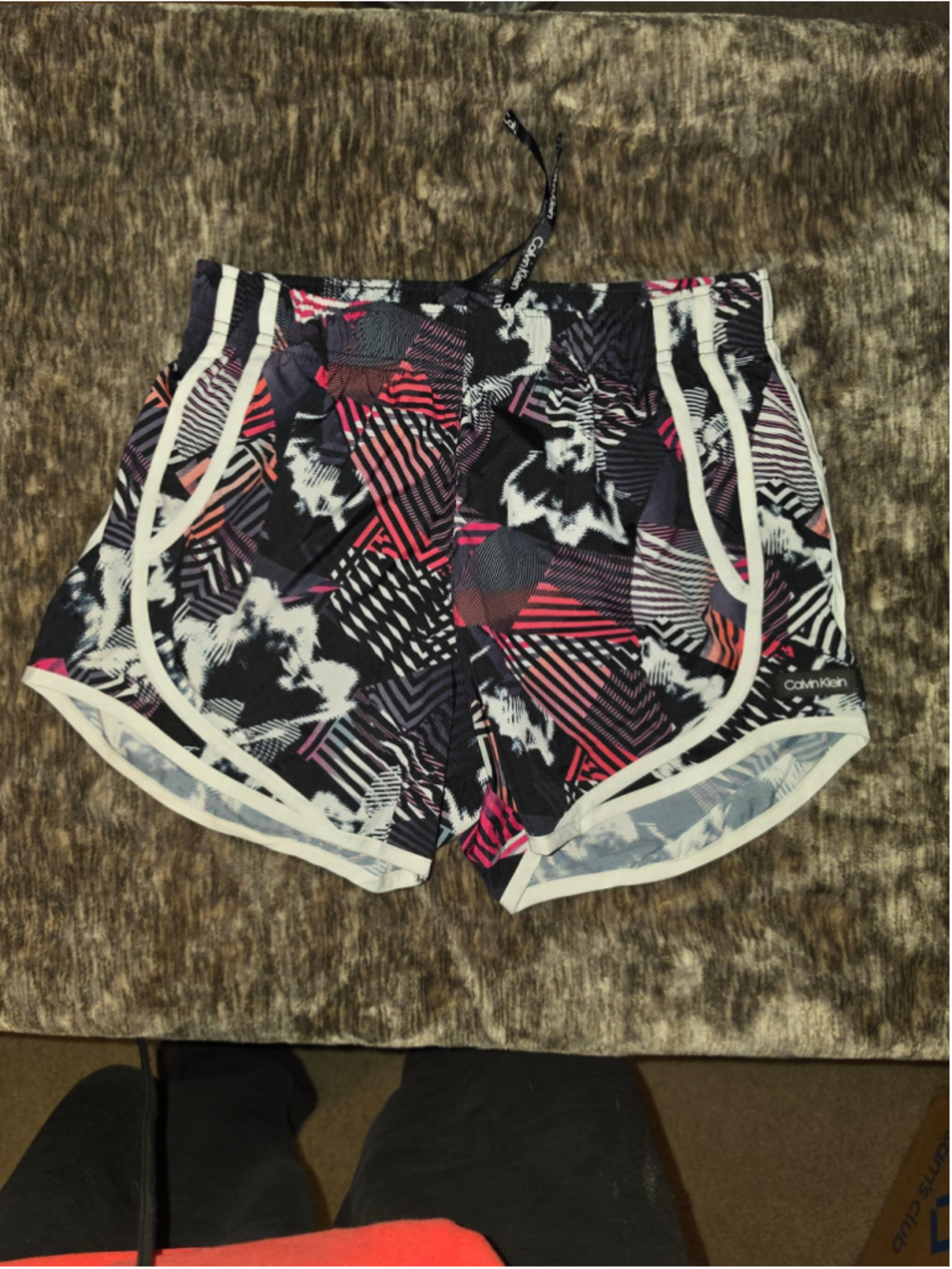 Women's Calvin Klein Athletic Shorts XS Black Pink Geometric Print